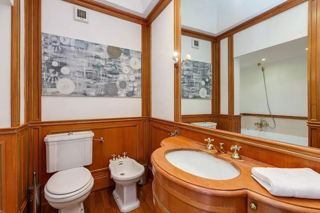 Che Eleganza! Irresistibile Dimora, Campo De Fiori Apartamento Roma 0*,  Itália